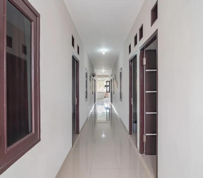 Tw Penginapan Syariah Hotel Cianjur Exterior photo